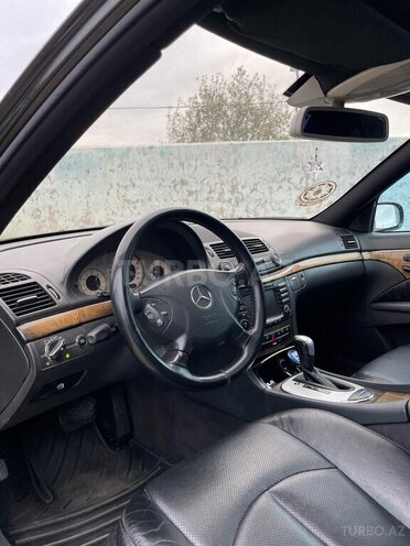 Mercedes E 270 2004, 425,000 km - 2.7 l - Astara