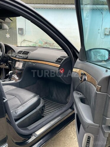 Mercedes E 270 2004, 425,000 km - 2.7 l - Astara