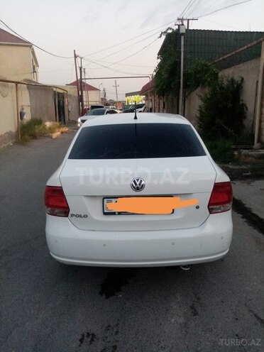 Volkswagen Polo 2013, 144,376 km - 1.6 l - Bakı