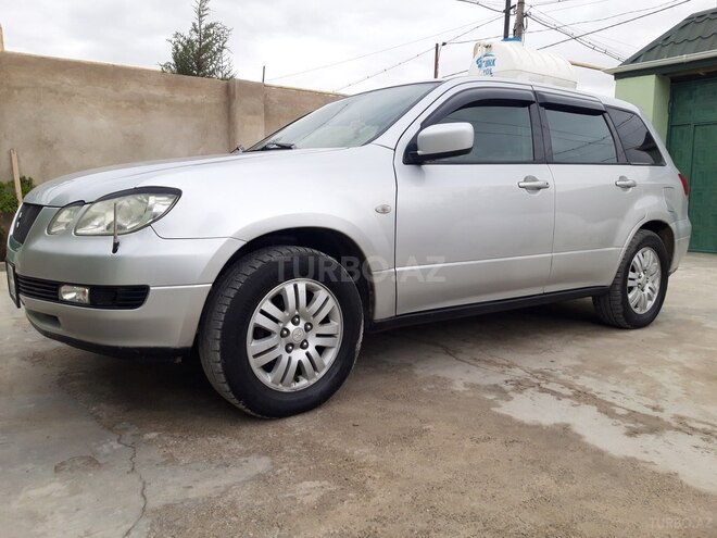 Mitsubishi Airtrek 2001, 299,653 km - 2.0 l - Bakı