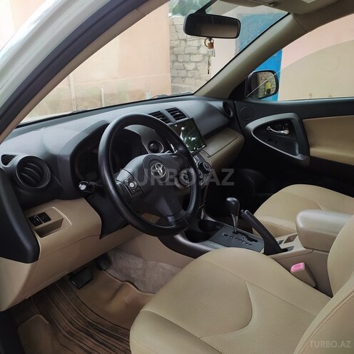 Toyota RAV4 2011, 176,300 km - 2.4 l - Bakı