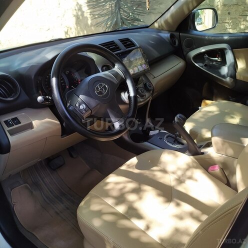 Toyota RAV4 2011, 176,300 km - 2.4 l - Bakı