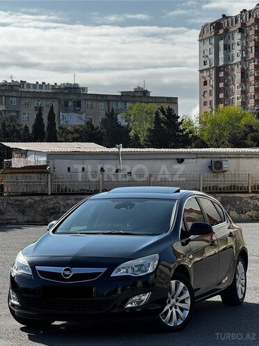 Opel Astra 2011, 198,000 km - 1.6 l - Bakı