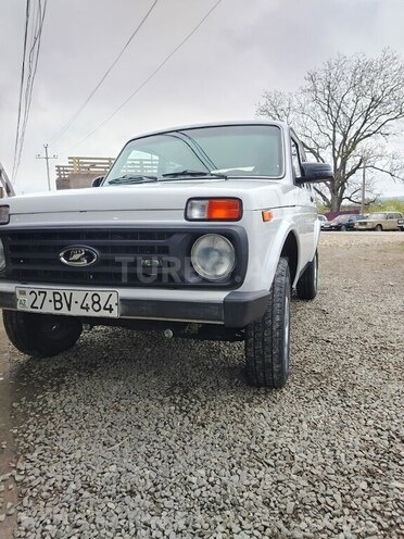 LADA (VAZ) Niva 2006, 280,000 km - 1.7 l - Quba
