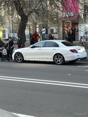 Mercedes E 300 2016, 82,250 km - 2.0 l - Bakı