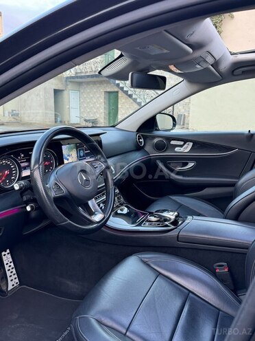 Mercedes E 220 d 2016, 179,000 km - 2.0 l - Bakı