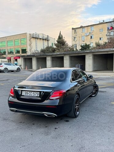 Mercedes E 220 d 2016, 179,000 km - 2.0 l - Bakı