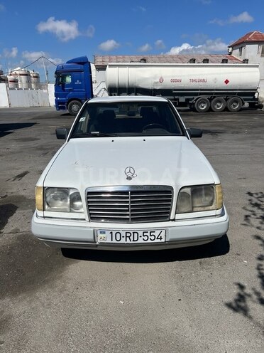 Mercedes E 220 1995, 480,000 km - 2.2 l - Bakı