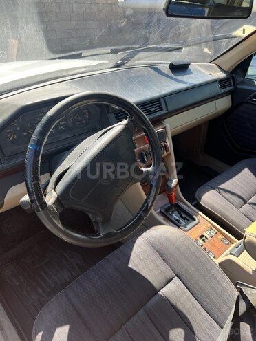 Mercedes E 220 1995, 480,000 km - 2.2 l - Bakı