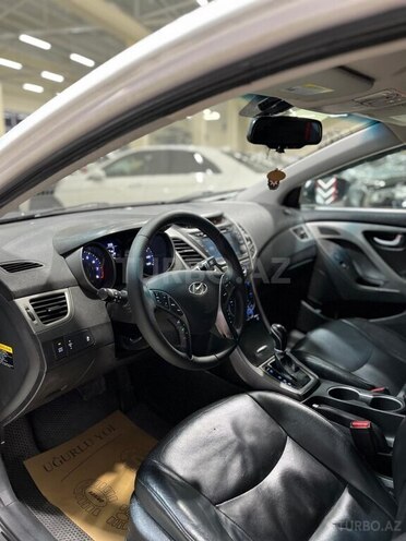 Hyundai Elantra 2015, 209,215 km - 1.8 l - Sumqayıt