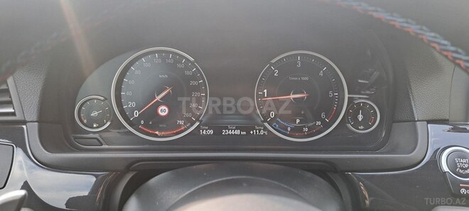 BMW 520 2014, 243,500 km - 2.0 л - Bakı
