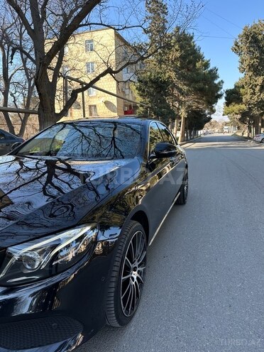 Mercedes E 220 d 2019, 220,000 km - 2.0 l - Bakı