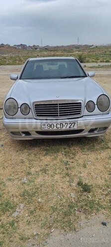 Mercedes E 240 1998, 279,000 km - 2.4 l - Bakı