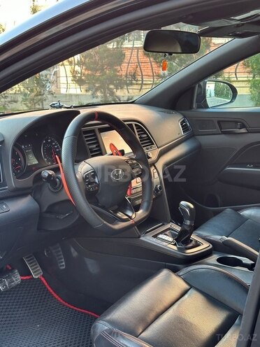 Hyundai Elantra 2018, 160,934 km - 1.6 л - Bakı