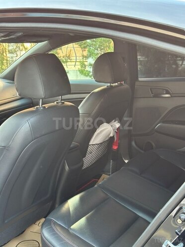 Hyundai Elantra 2018, 160,934 km - 1.6 л - Bakı