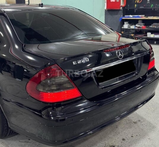 Mercedes E 220 d 2008, 365,458 km - 2.2 л - Bakı