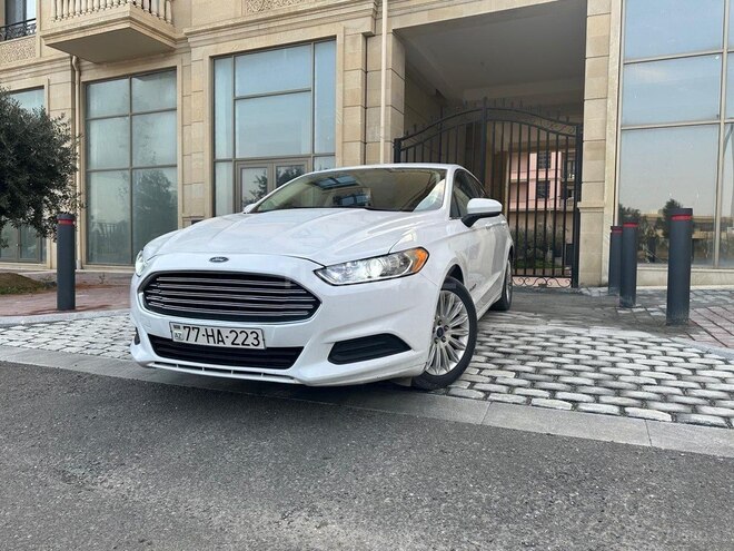 Ford Fusion (North America) 2015, 160,000 km - 2.0 л - Bakı
