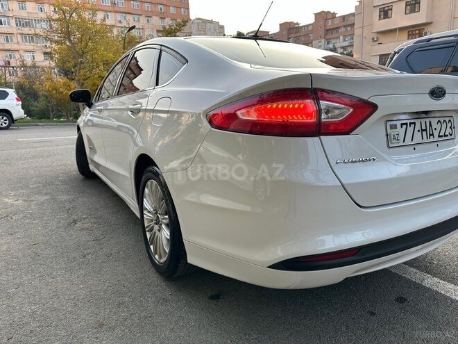 Ford Fusion (North America) 2015, 160,000 km - 2.0 л - Bakı