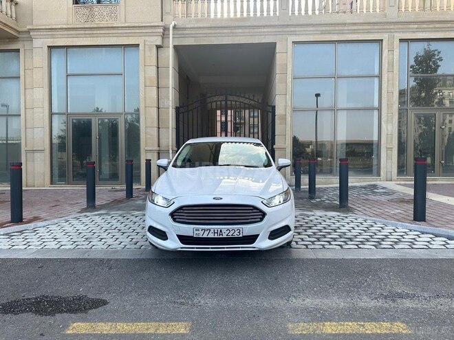 Ford Fusion (North America) 2015, 160,000 km - 2.0 л - Bakı