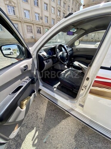 Mitsubishi L200 2007, 330,000 km - 2.5 l - Bakı