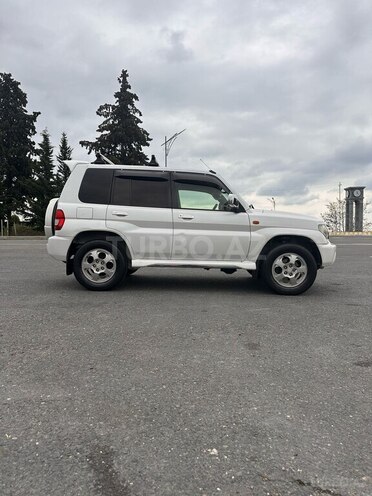 Mitsubishi Pajero io 2001, 315,000 km - 2.0 l - Qax
