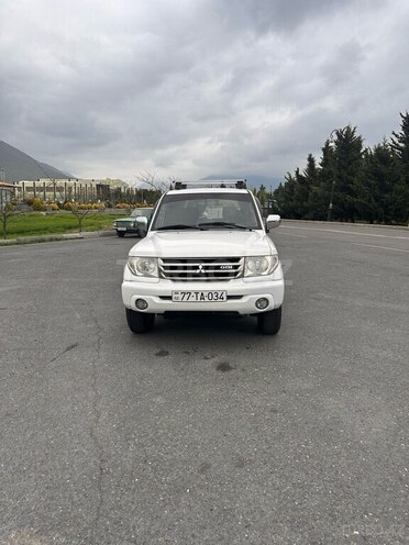 Mitsubishi Pajero io 2001, 315,000 km - 2.0 l - Qax