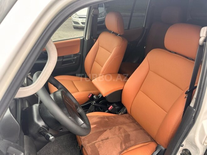 Mitsubishi Pajero io 2001, 315,000 km - 2.0 l - Qax