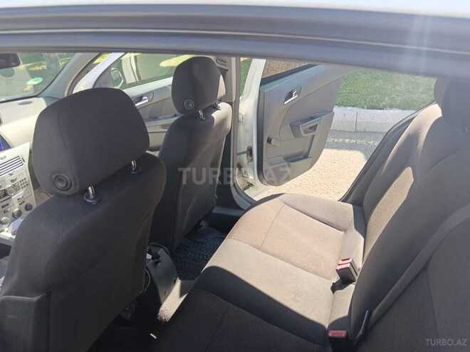 Opel Astra 2009, 244,297 km - 1.4 l - Gəncə