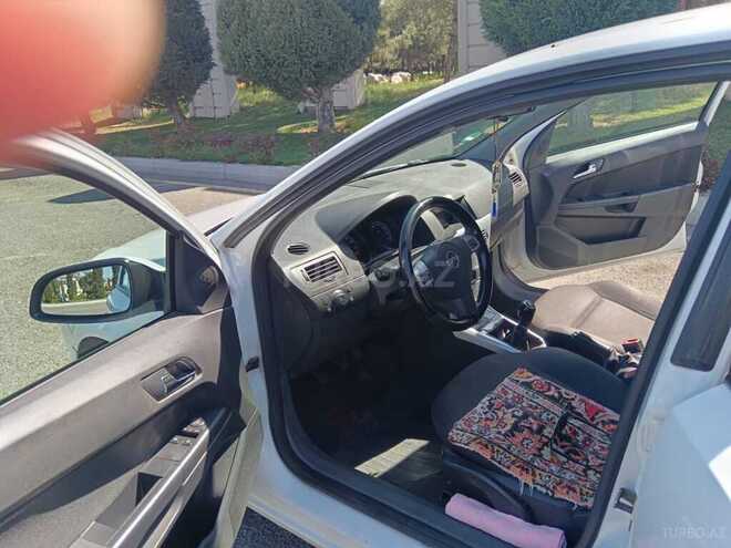 Opel Astra 2009, 244,297 km - 1.4 l - Gəncə