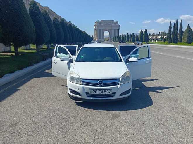 Opel Astra 2009, 244,297 km - 1.4 l - Gəncə