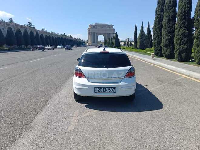 Opel Astra 2009, 244,297 km - 1.4 l - Gəncə