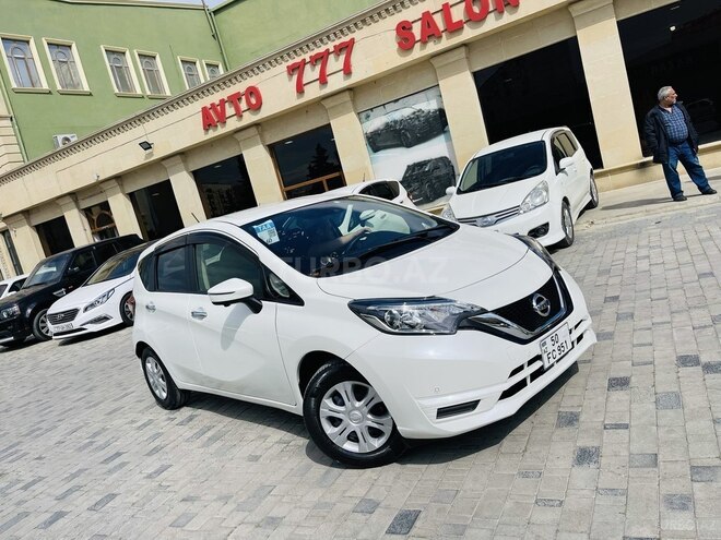 Nissan Note-2