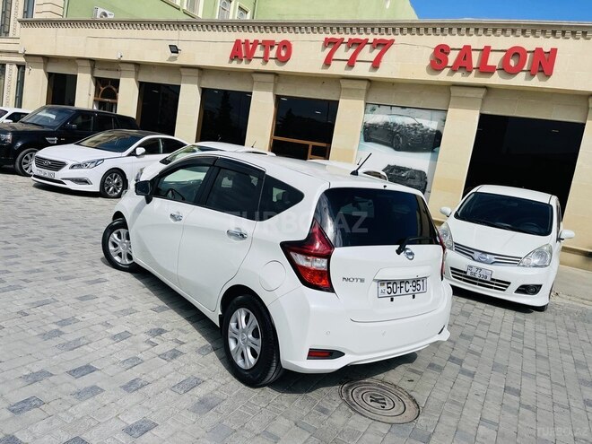 Nissan Note-8