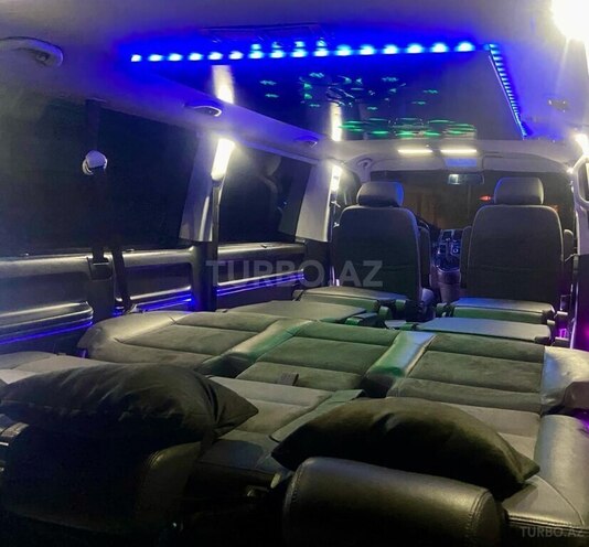 Volkswagen Caravelle 2014, 289,000 km - 2.2 l - Bakı