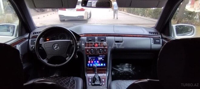 Mercedes E 320 1997, 455,000 km - 3.2 l - Bakı