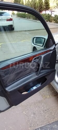 Mercedes E 320 1997, 455,000 km - 3.2 l - Bakı