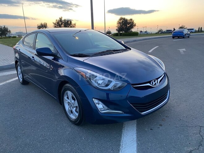 Hyundai Elantra 2015, 124,500 km - 1.8 л - Bakı