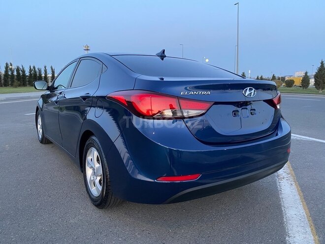 Hyundai Elantra 2015, 124,500 km - 1.8 л - Bakı