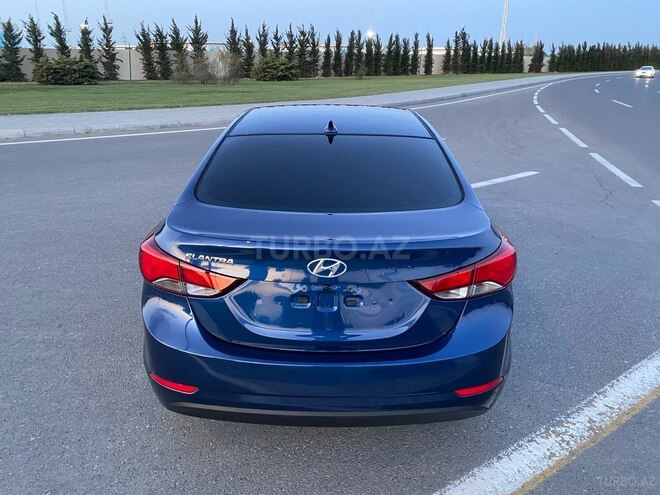 Hyundai Elantra 2015, 124,500 km - 1.8 л - Bakı