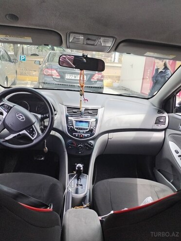 Hyundai Accent 2013, 190,000 km - 1.6 l - Bakı