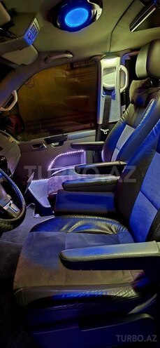 Volkswagen Caravelle 2014, 289,000 km - 2.2 l - Bakı