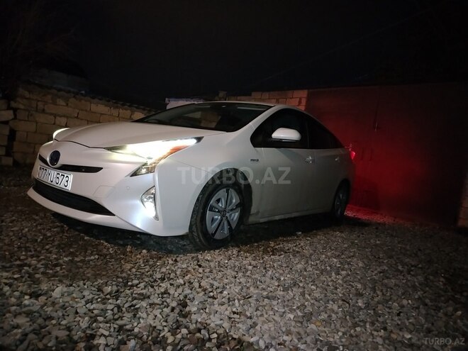 Toyota Prius 2017, 140,000 km - 1.8 l - Bakı