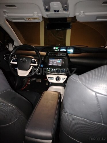 Toyota Prius 2017, 140,000 km - 1.8 l - Bakı