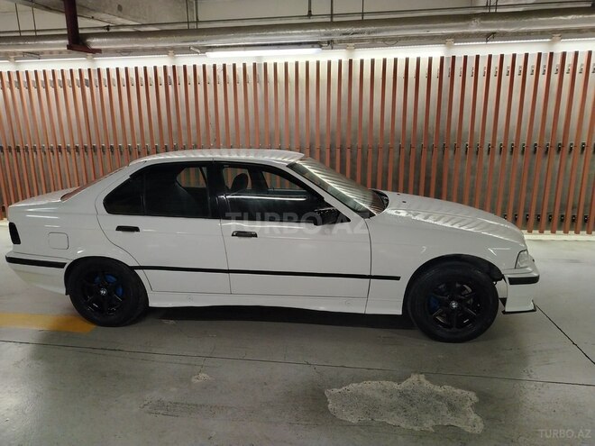 BMW 316 1993, 350,000 km - 1.6 l - Gəncə