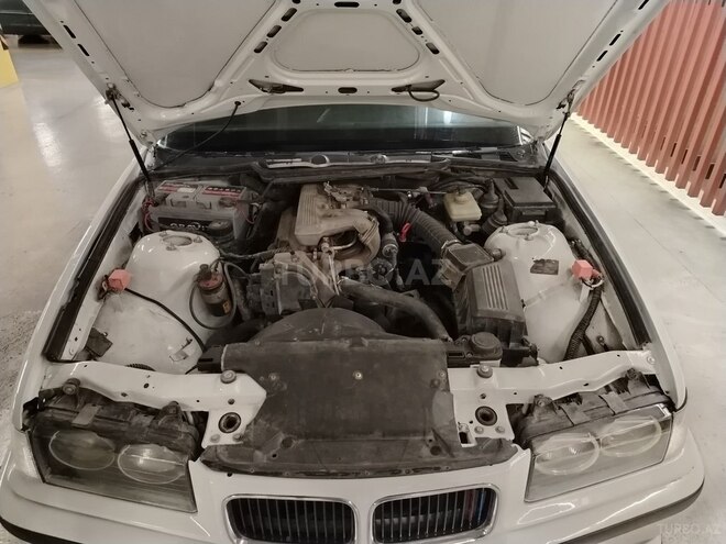 BMW 316 1993, 350,000 km - 1.6 l - Gəncə