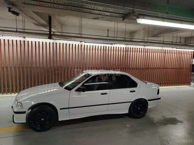 BMW 316 1993, 350,000 km - 1.6 l - Gəncə
