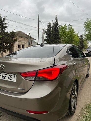 Hyundai Elantra 2014, 176,000 km - 1.8 л - Salyan