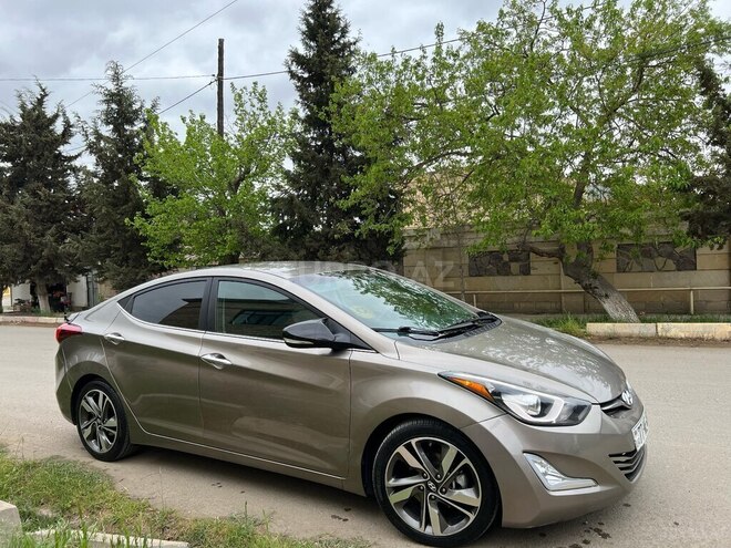 Hyundai Elantra 2014, 176,000 km - 1.8 л - Salyan