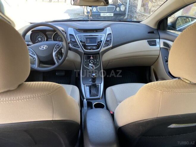 Hyundai Elantra 2015, 46,000 km - 1.8 l - Bakı