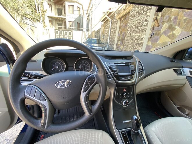Hyundai Elantra 2015, 46,000 km - 1.8 l - Bakı
